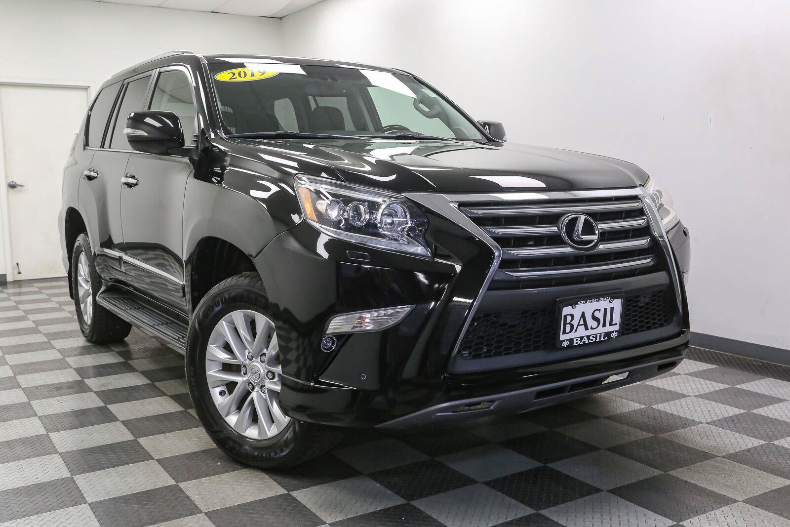 Used 2019 Lexus GX 460 Premium AWD/4WD image 2
