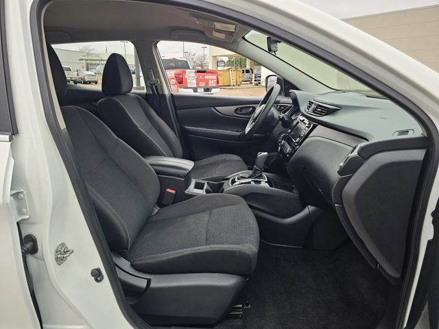 Used 2021 Nissan Rogue Sport S image 24