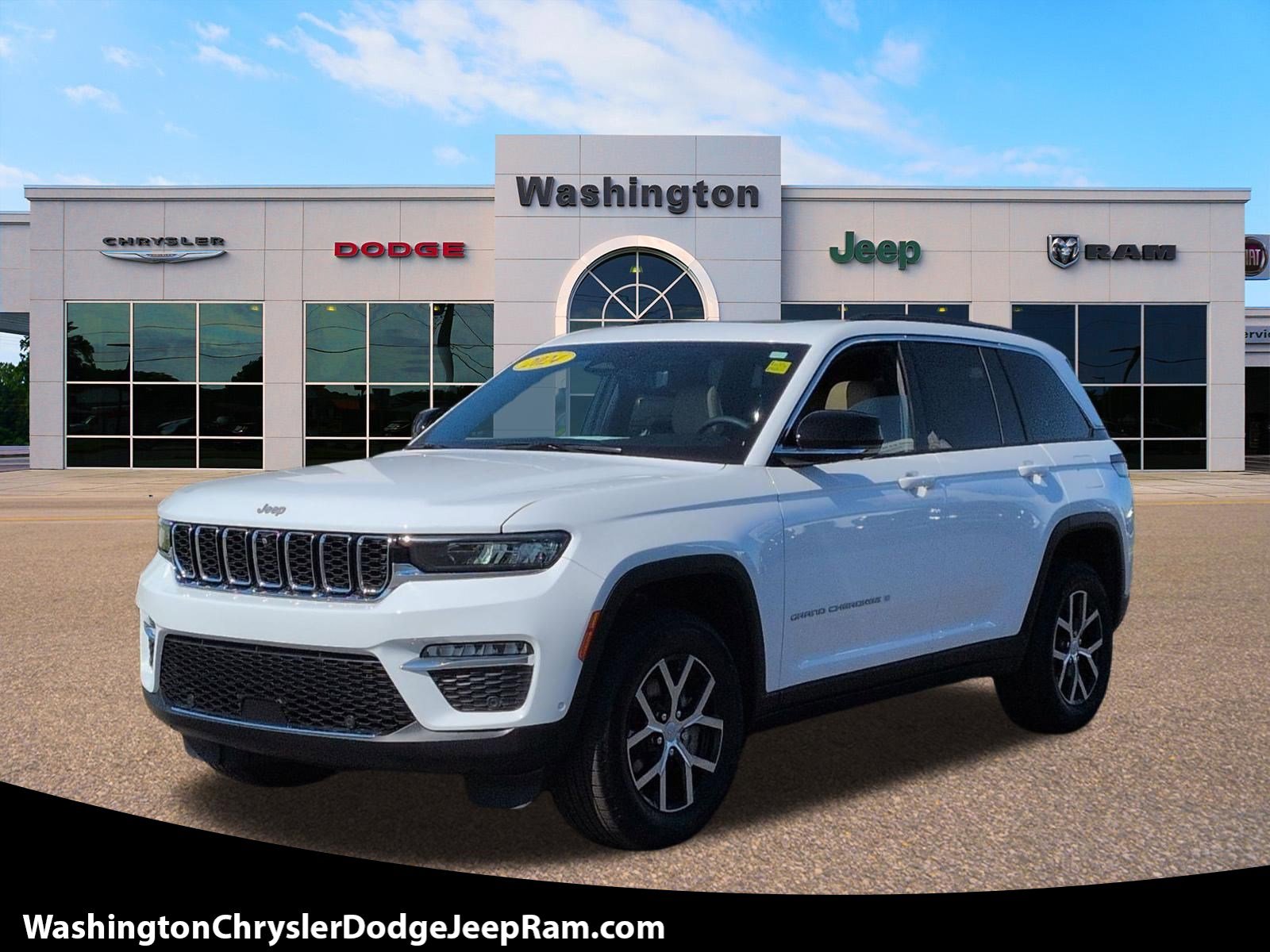 Used 2024 Jeep Grand Cherokee Limited w/ Luxury Tech Group II image 1
