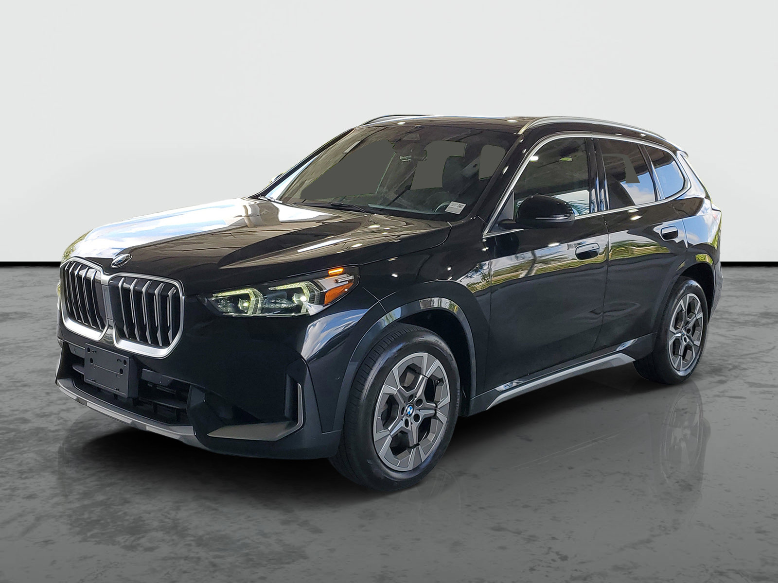 Used 2025 BMW X1 xDrive28i AWD/4WD image 4