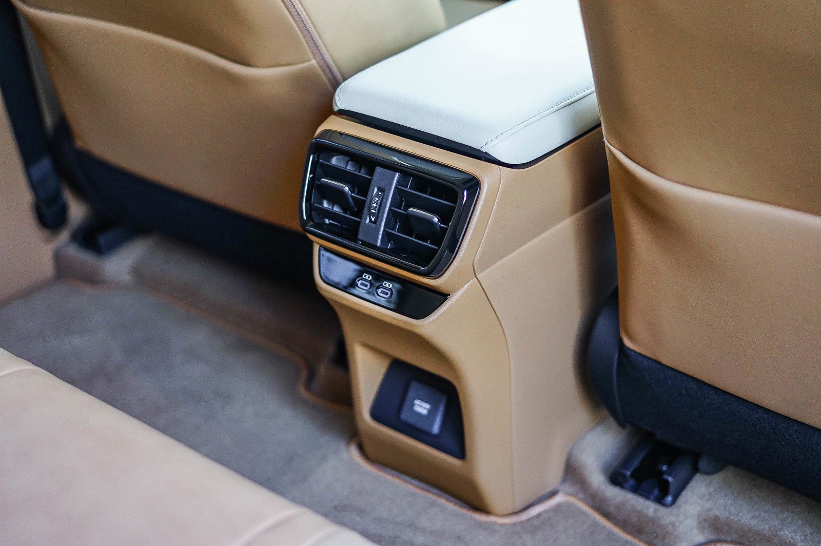 New 2026 Lexus RZ 450e 2WD image 16