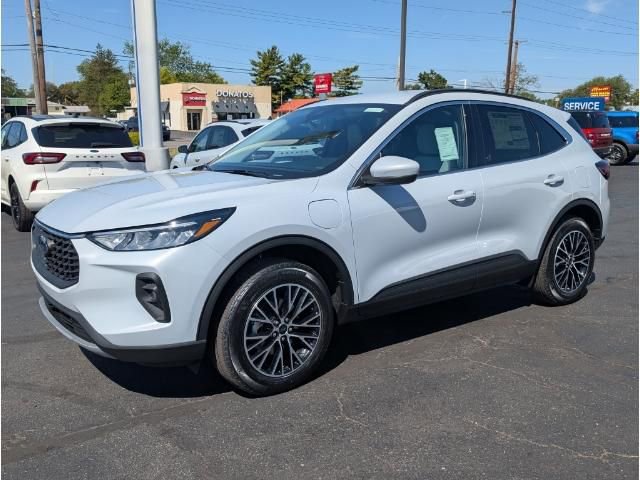 New 2025 Ford Escape SE image 14