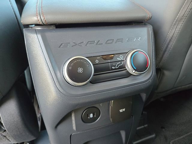 Certified 2025 Ford Explorer Active w/ Active Comfort Package AWD/4WD image 10