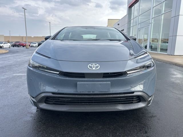 New 2026 Toyota Prius LE image 2