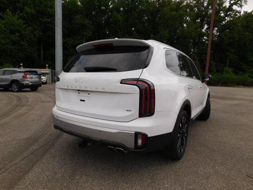 Used 2024 Kia Telluride SX AWD/4WD image 4