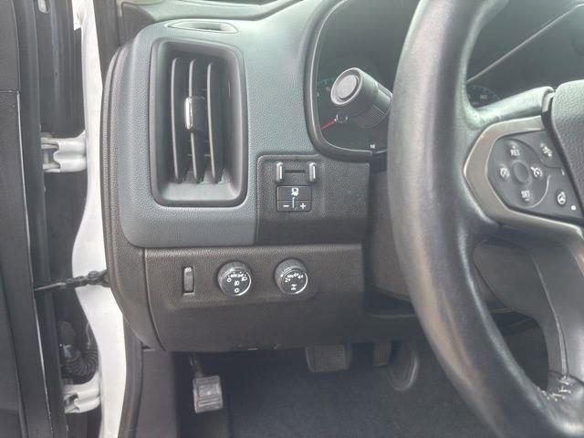 Used 2022 Chevrolet Colorado Z71 w/ Safety Package image 25