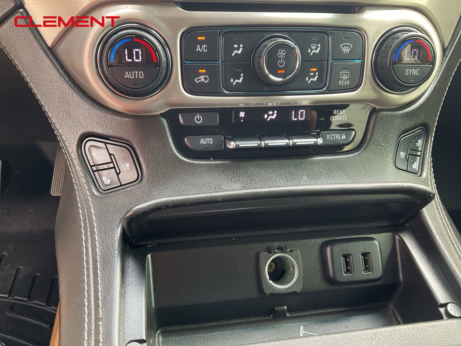 Used 2020 GMC Yukon XL Denali image 13