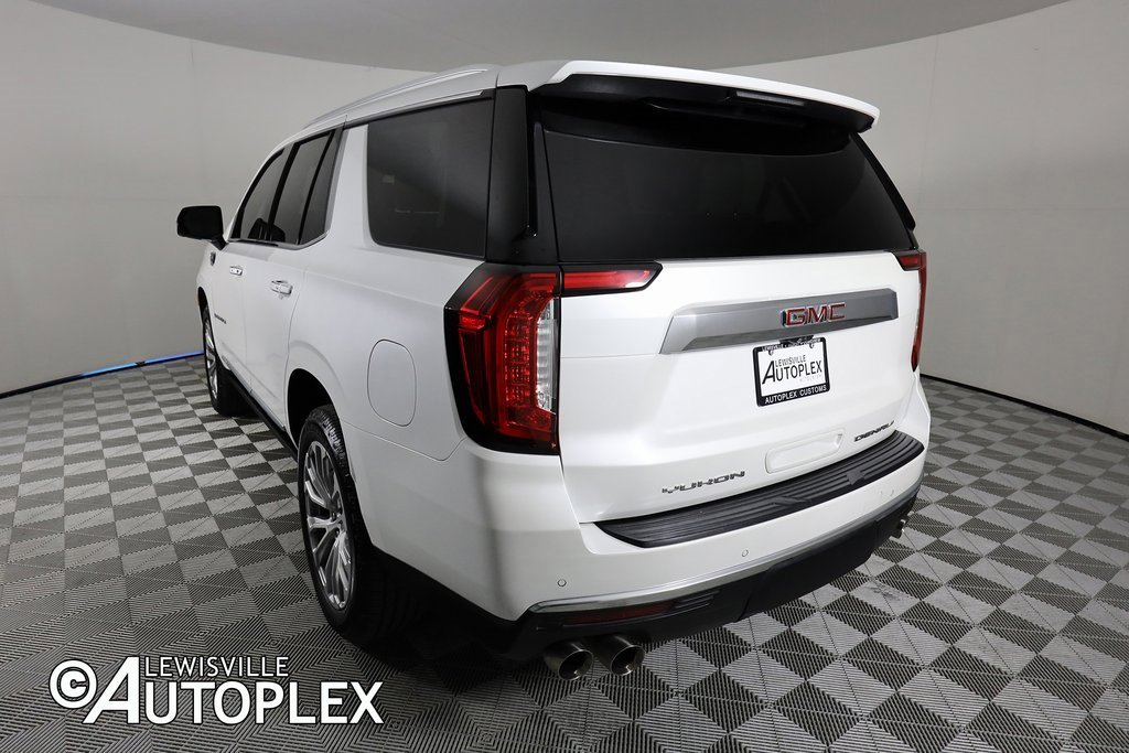 Used 2021 GMC Yukon Denali w/ Denali Premium Package image 8