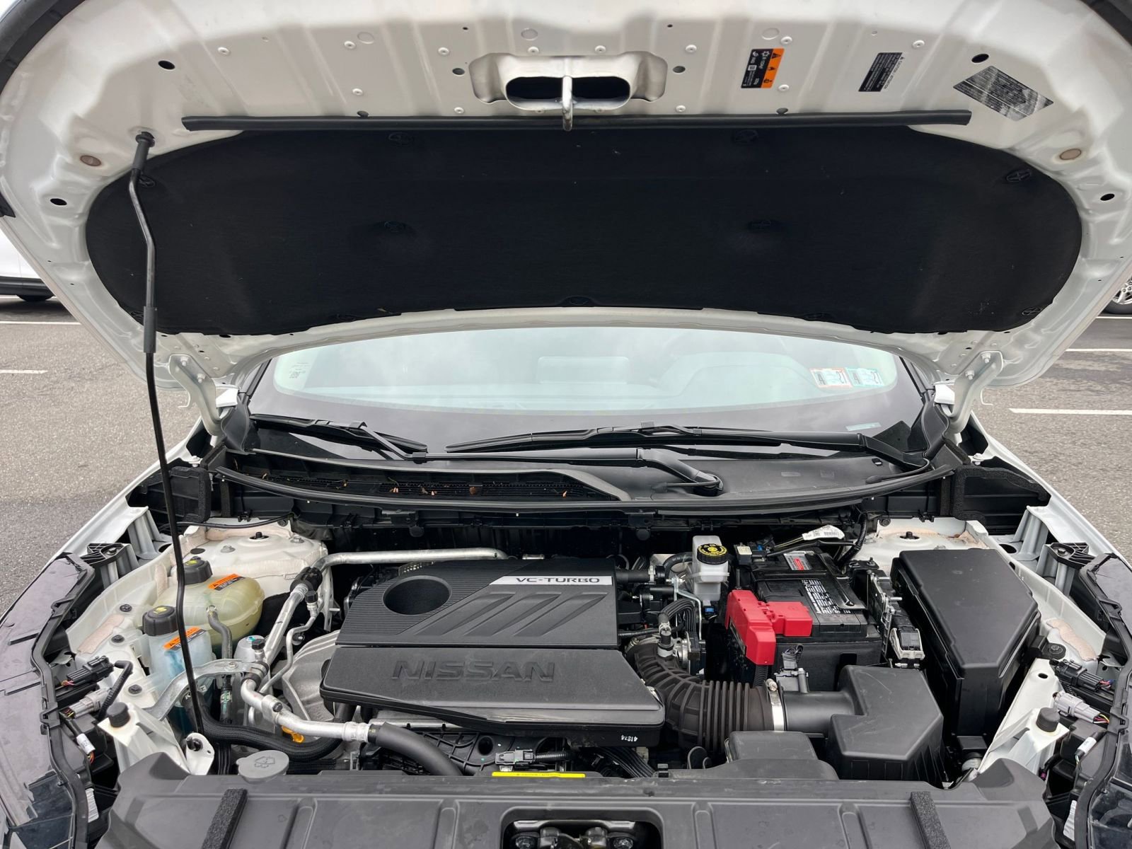 Used 2025 Nissan Rogue SV AWD/4WD image 34