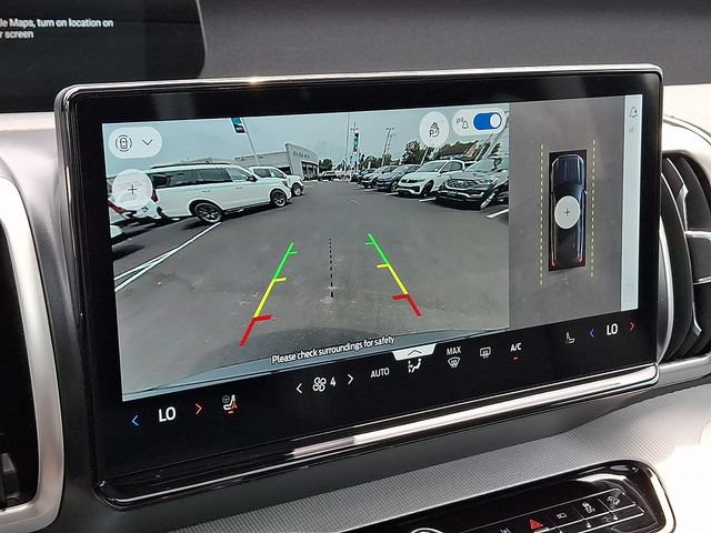 Certified 2025 Ford Expedition Active AWD/4WD image 21