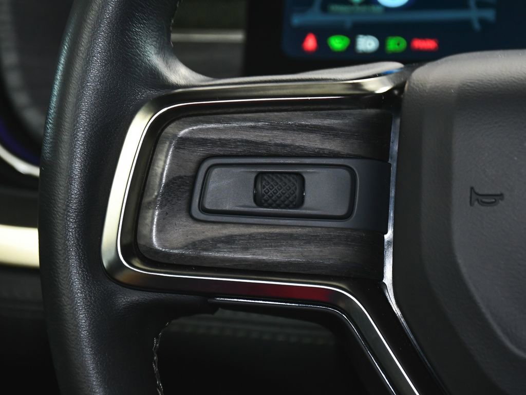 Used 2022 Rivian R1S Launch Edition image 29