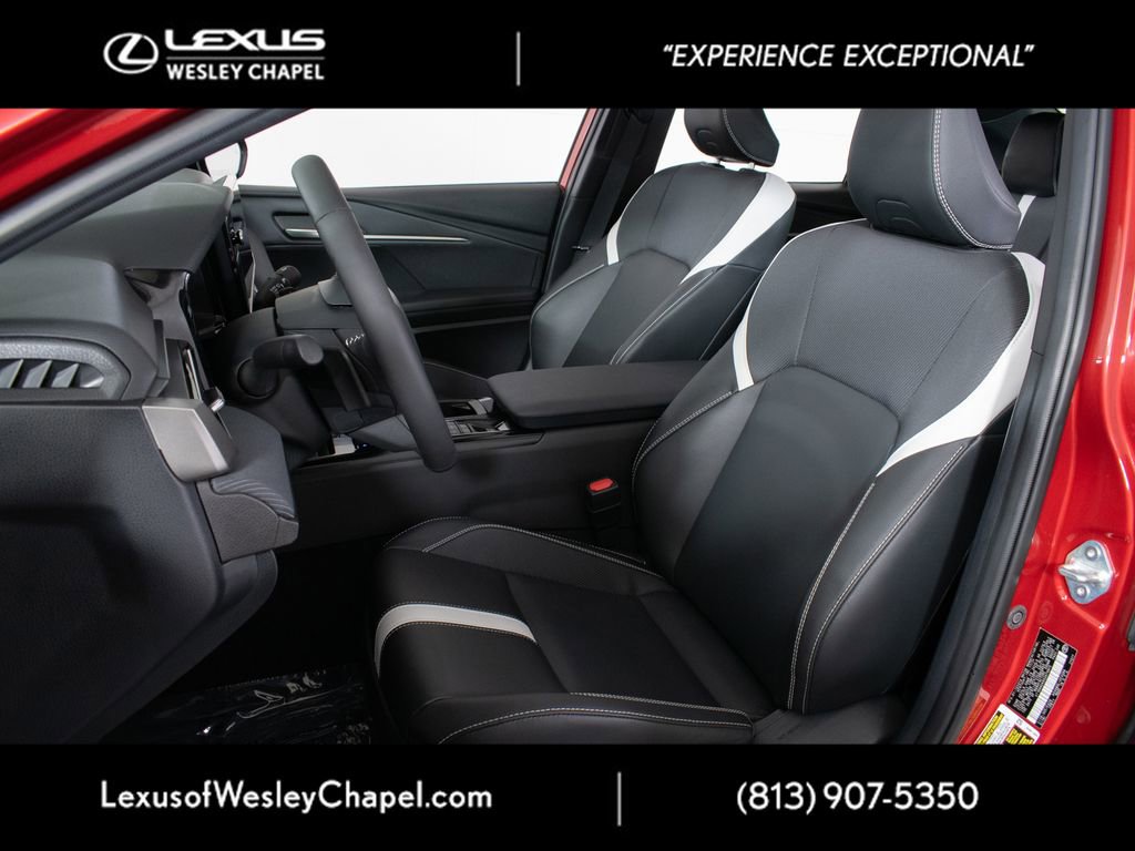 Used 2025 Toyota Camry SE w/ Multimedia Upgrade Package FWD image 18