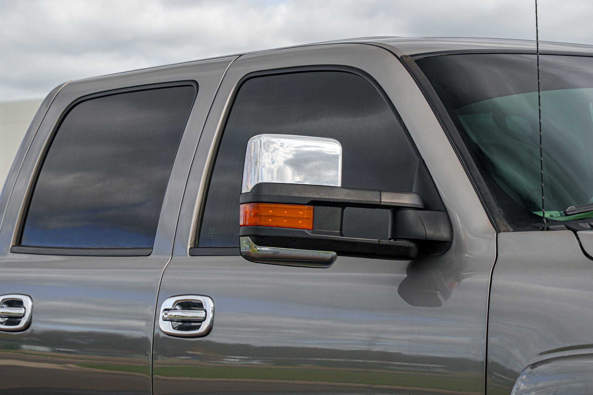 Used 2007 GMC Sierra 2500 SLT w/ Heavy-Duty Power Package AWD/4WD image 21