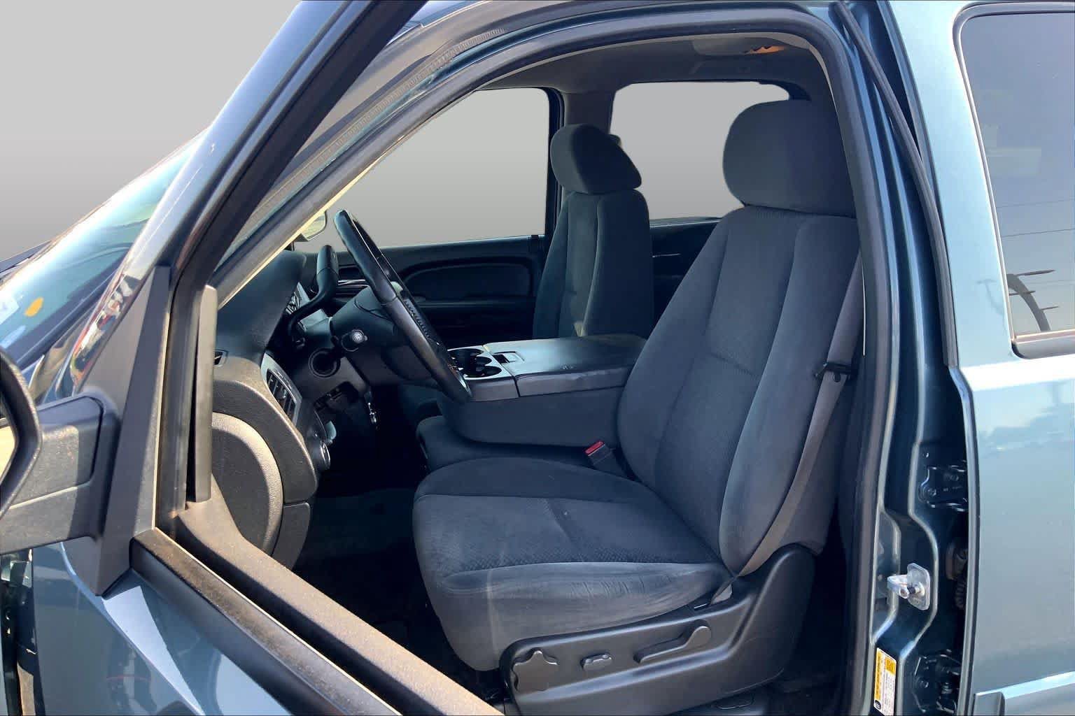 Used 2008 Chevrolet Tahoe LS RWD image 7
