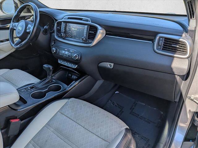 Used 2017 Kia Sorento SX FWD image 24