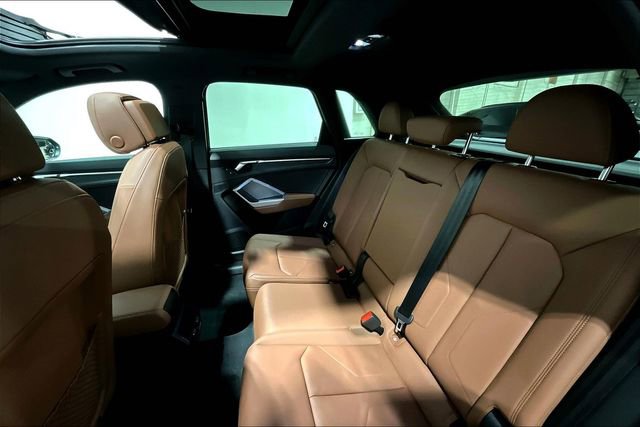 Used 2025 Audi Q3 2.0T Premium w/ Convenience Package image 27