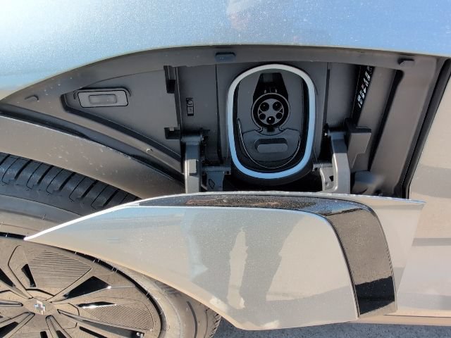 New 2026 Chevrolet Blazer EV LT FWD image 32