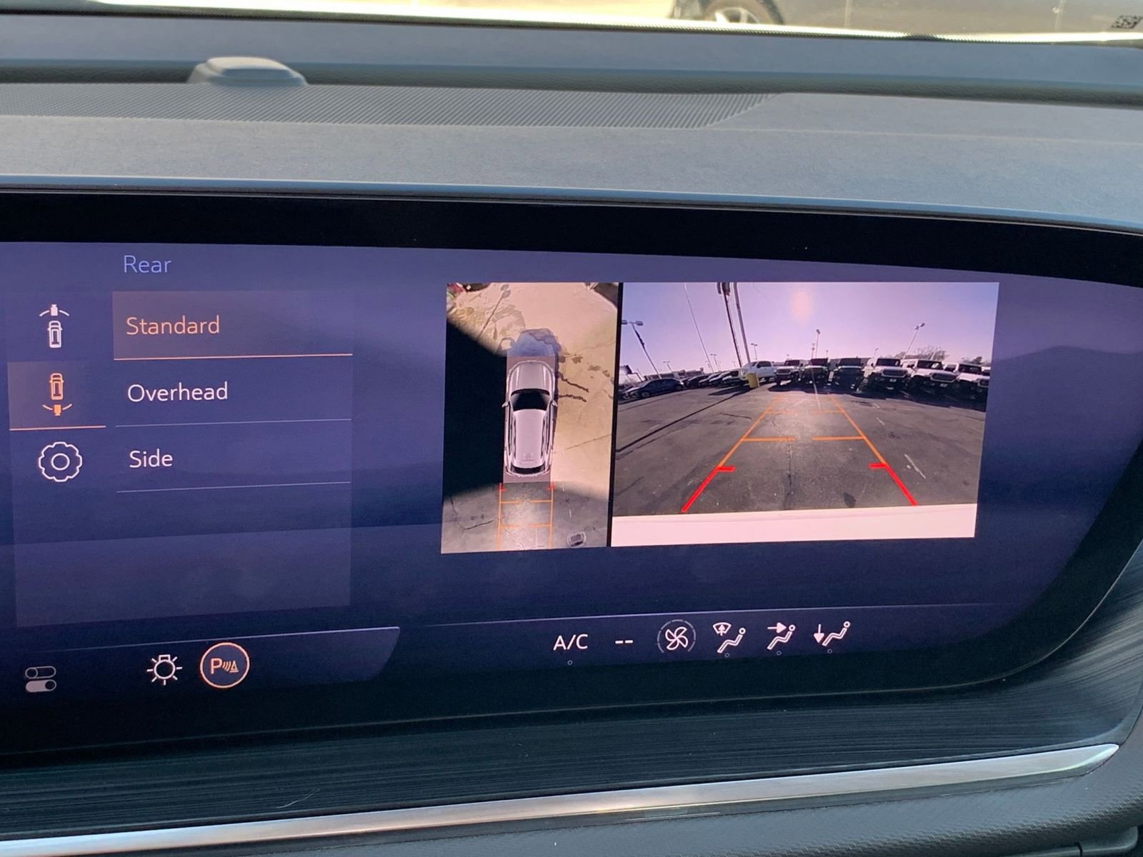 Used 2024 Buick Envision Preferred image 17