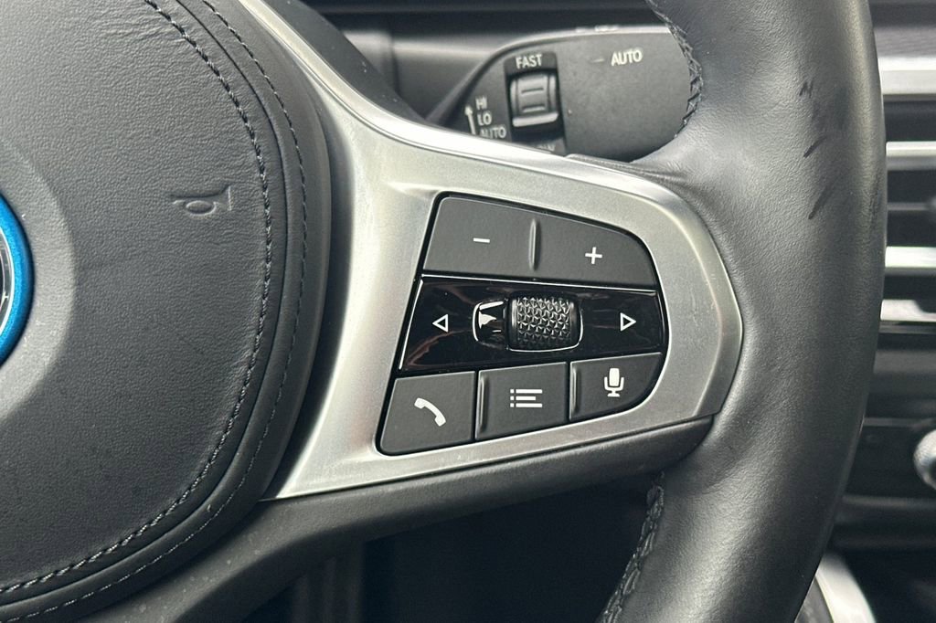 Used 2023 BMW i4 eDrive40 w/ M Sport Package image 24