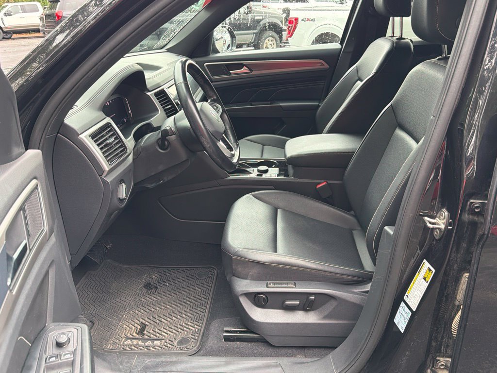 Used 2020 Volkswagen Atlas Cross Sport SEL AWD/4WD image 12