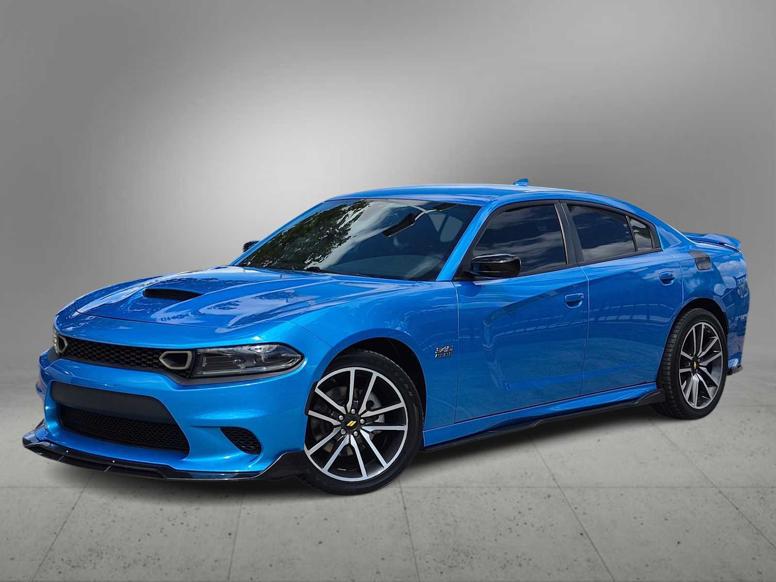 Used 2023 Dodge Charger R/T RWD image 1