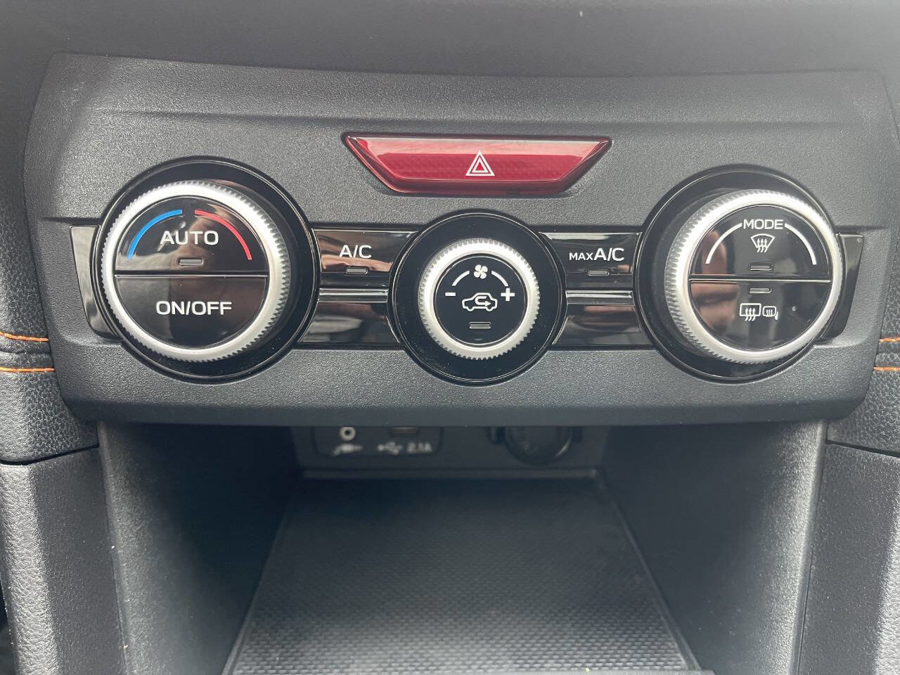 Used 2020 Subaru Crosstrek 2.0i Limited w/ Moonroof Package image 37