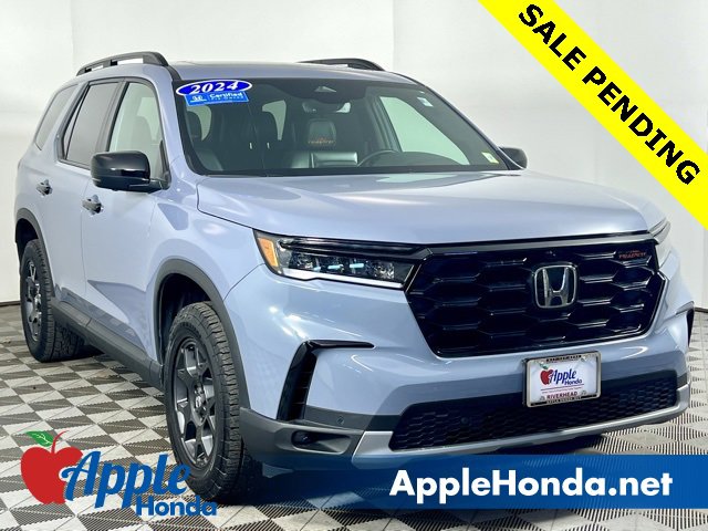 Certified 2024 Honda Pilot TrailSport image 1