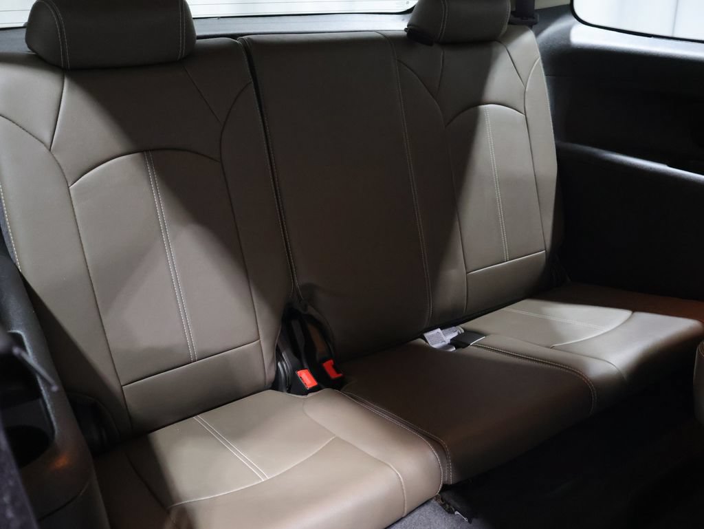 Used 2013 GMC Acadia SLT AWD/4WD image 23