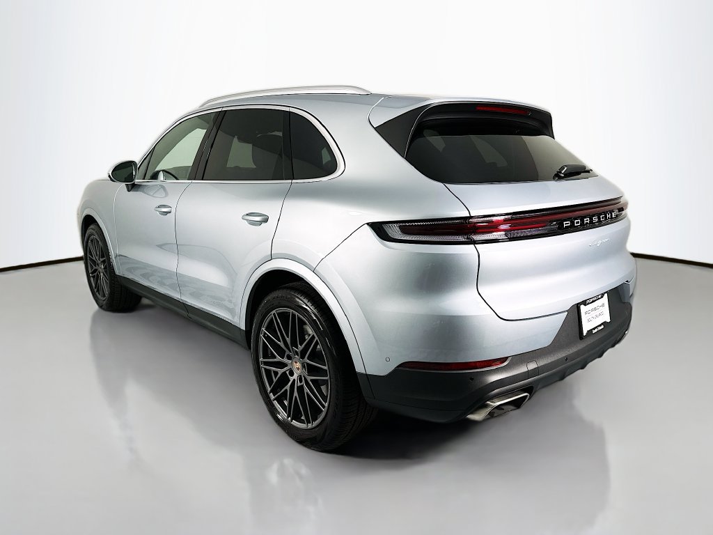 New 2026 Porsche Cayenne AWD/4WD image 3
