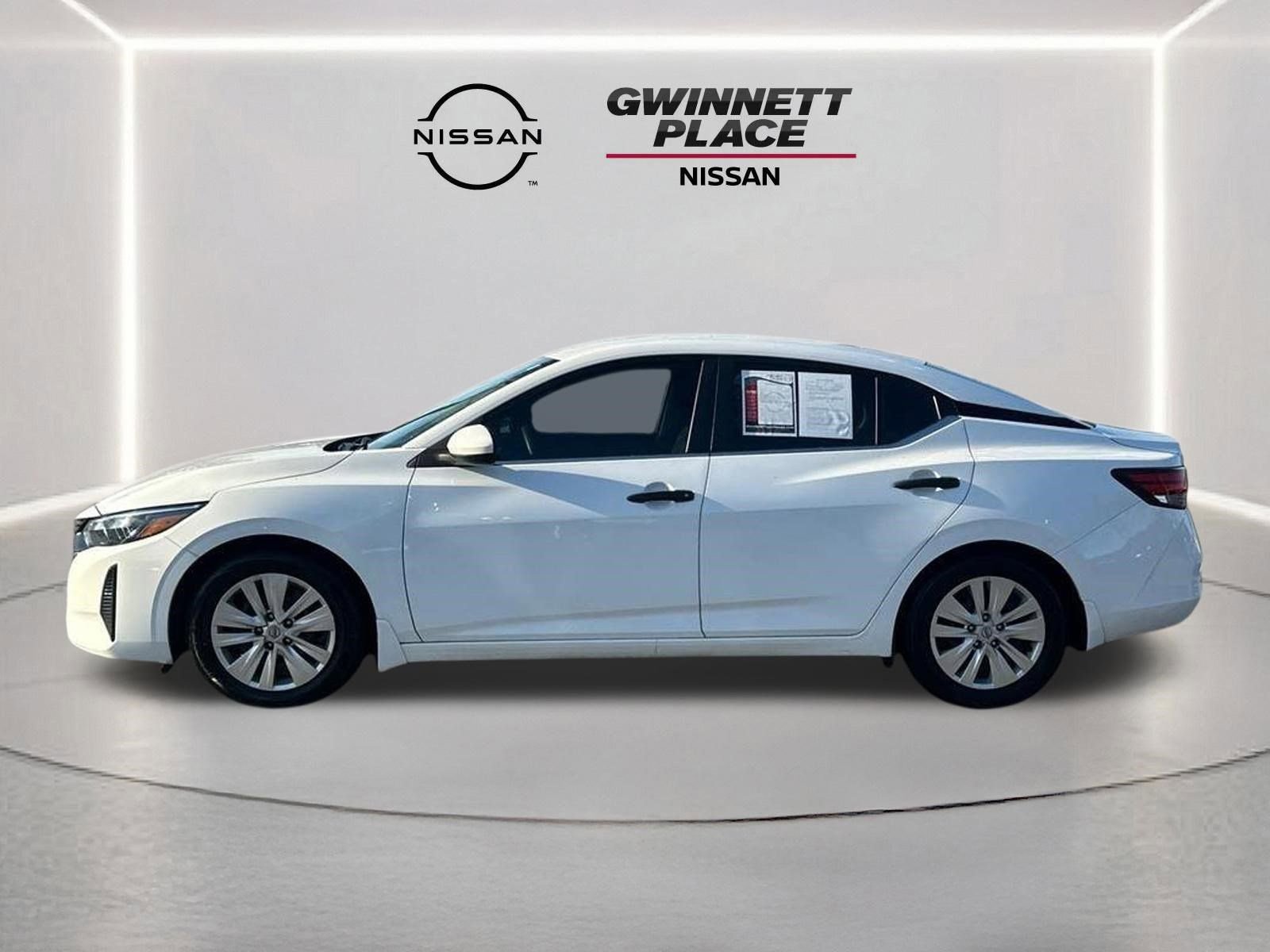 Used 2024 Nissan Sentra S image 8