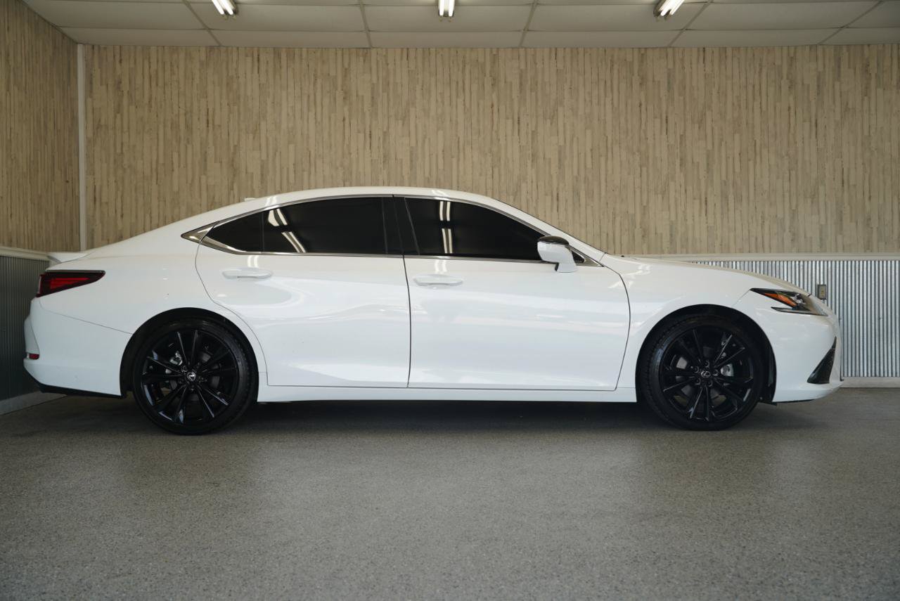Used 2022 Lexus ES 350 F Sport w/ Accessory Package FWD image 6