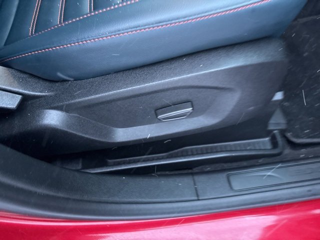 Used 2024 Ford Edge SEL w/ Sport Appearance Package image 7