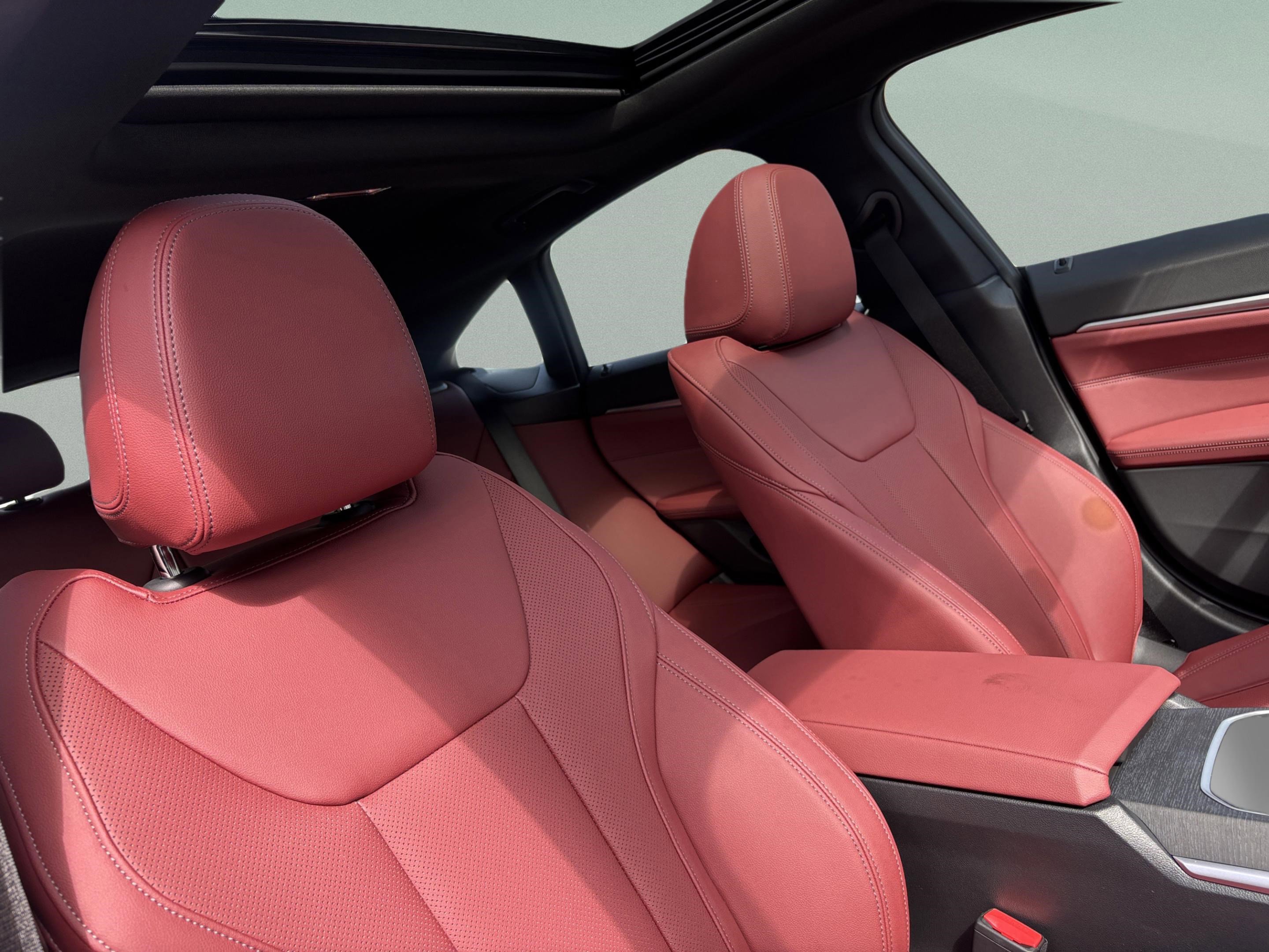 Used 2026 BMW i4 eDrive40 w/ Premium Package image 24