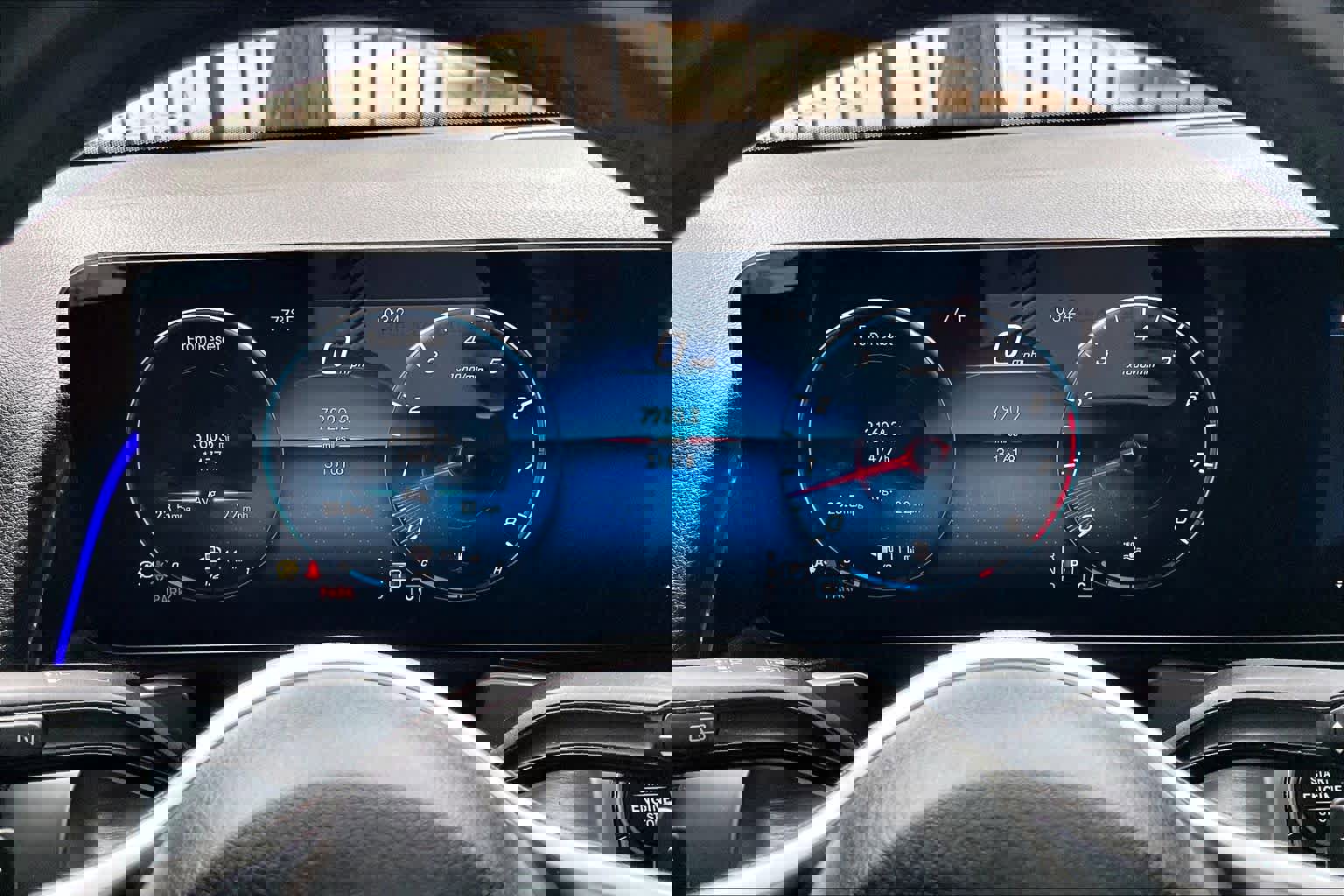 Used 2022 Mercedes-Benz GLB 250 image 25