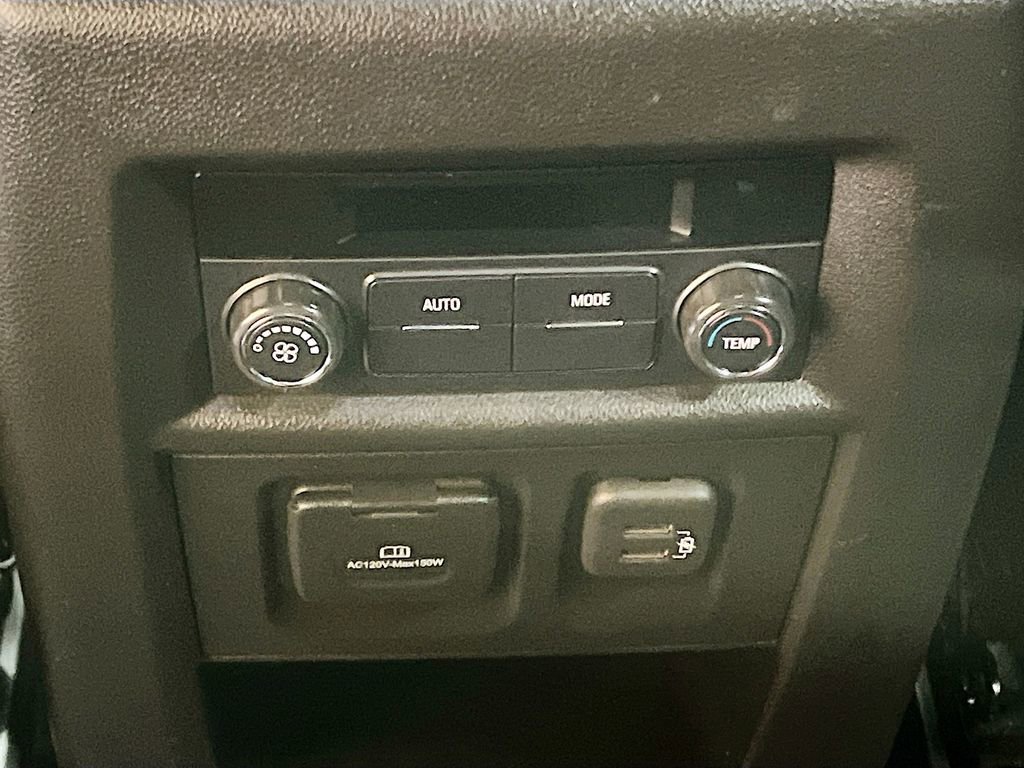 Used 2022 Chevrolet Traverse RS w/ LPO, Floor Liner Package image 27