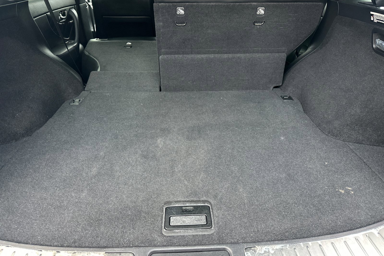 Used 2017 INFINITI QX70 AWD w/ Premium Package image 33