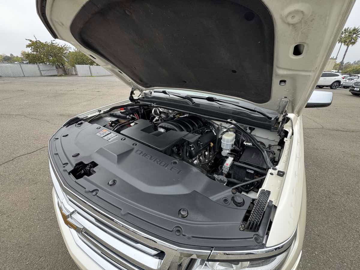 Used 2015 Chevrolet Tahoe LTZ image 46