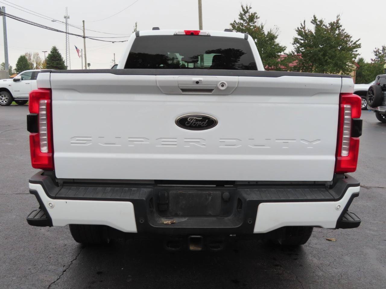 Used 2025 Ford F250 XLT w/ Black Appearance Package AWD/4WD image 5