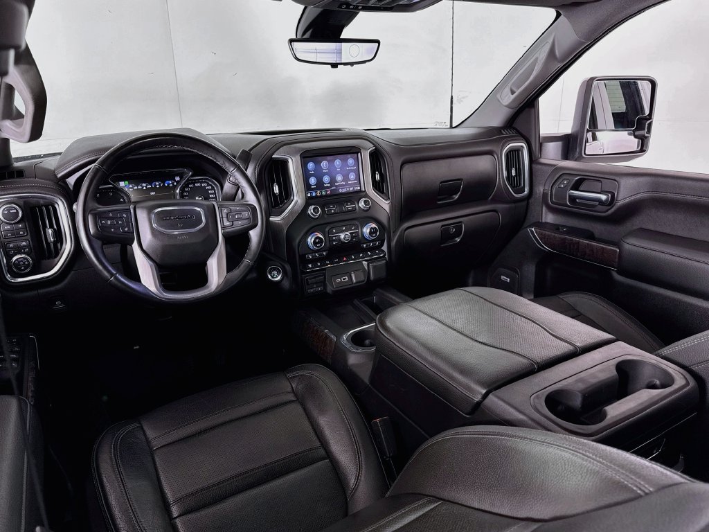 Used 2023 GMC Sierra 3500 Denali w/ Denali Ultimate Package AWD/4WD image 34