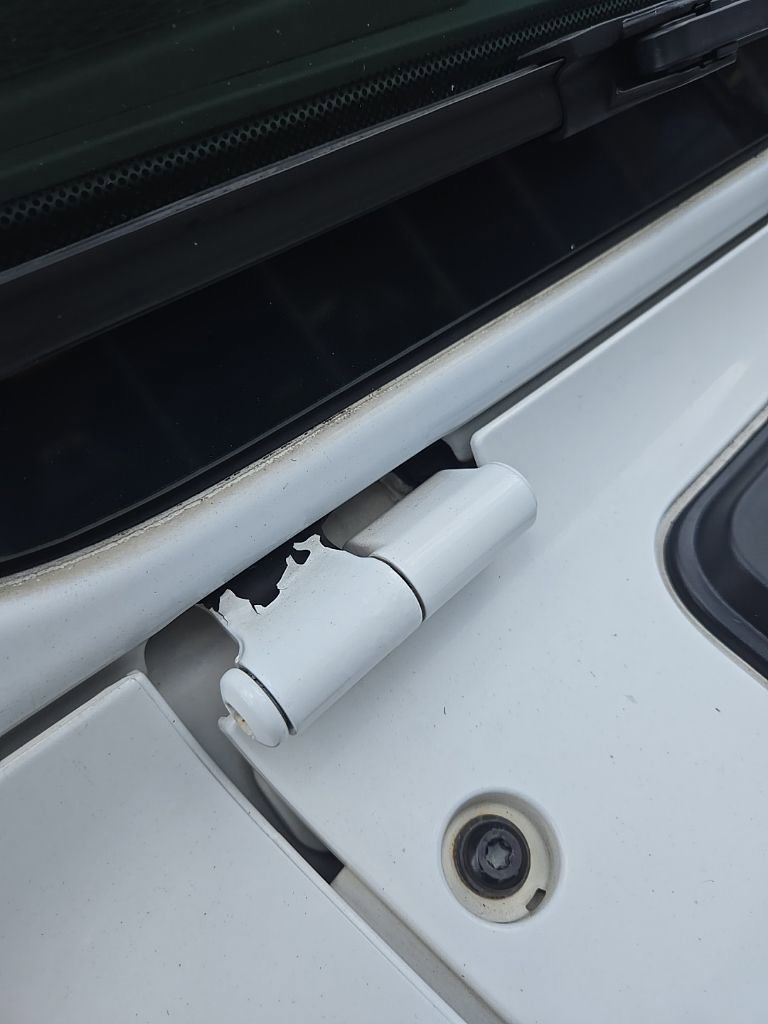 Used 2020 Jeep Gladiator Sport w/ Quick Order Package 24S image 5