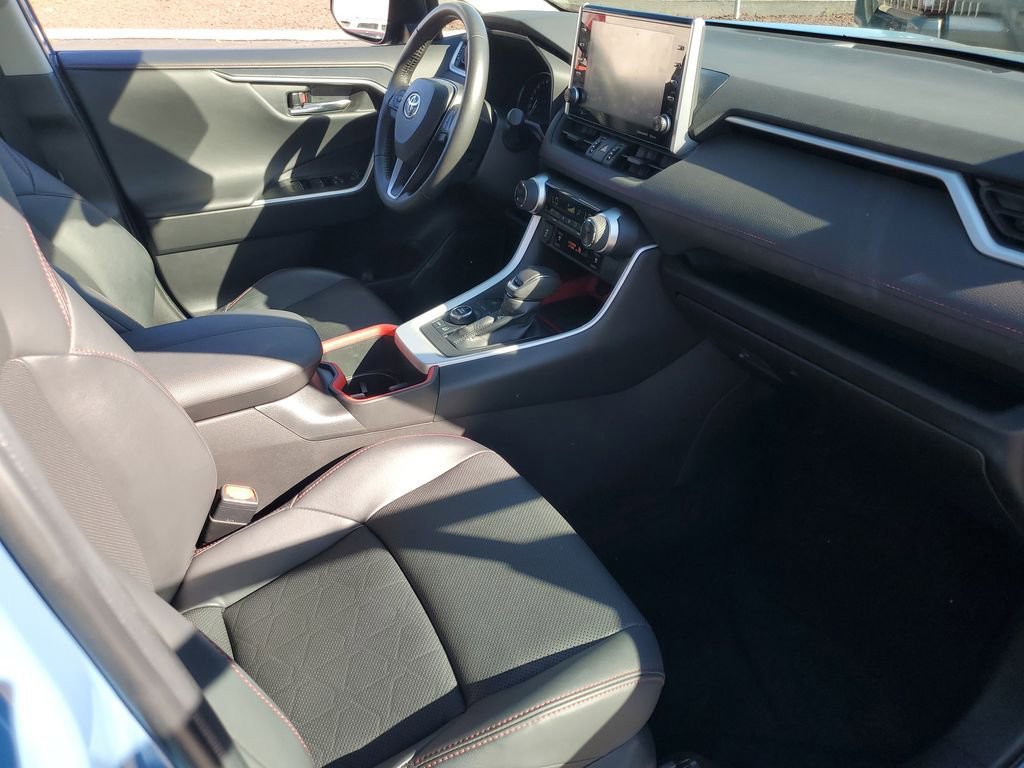 Used 2022 Toyota RAV4 TRD Off-Road image 35