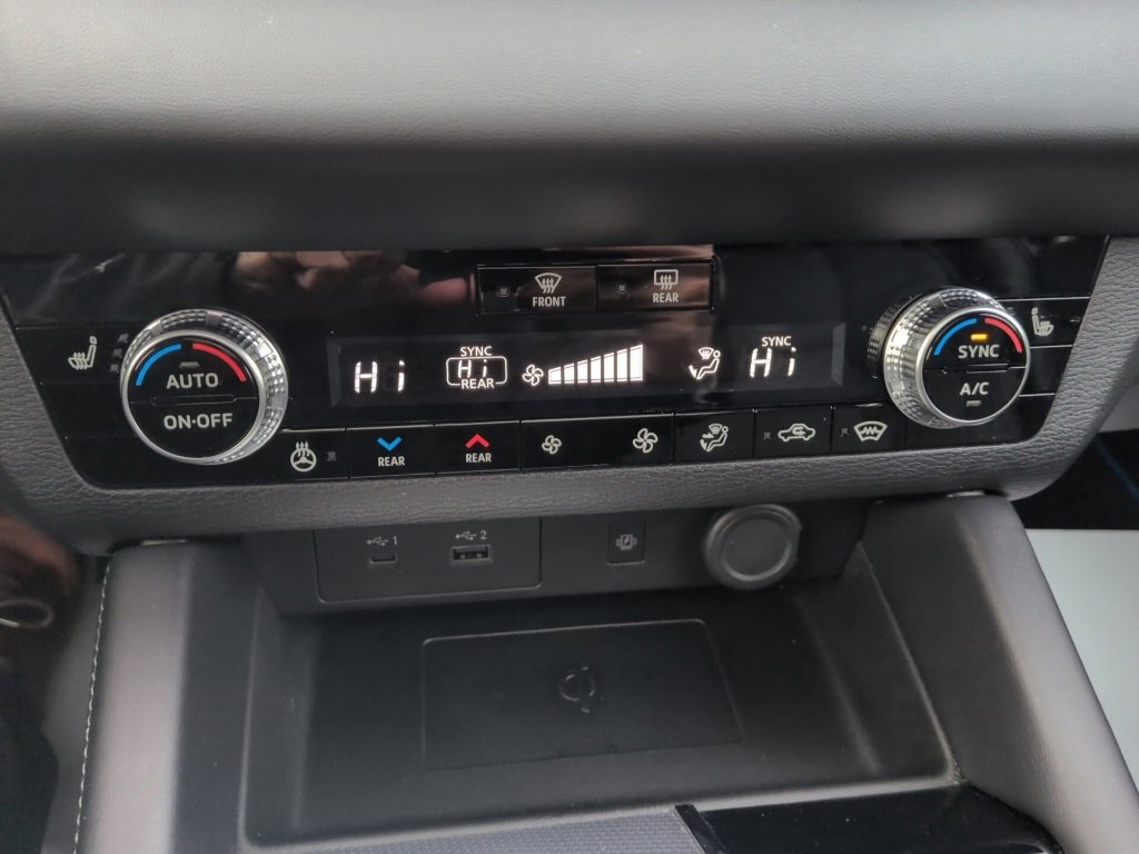 Used 2023 Mitsubishi Outlander SEL image 27