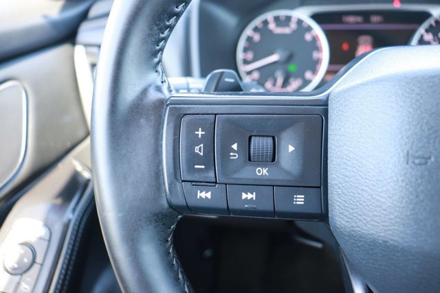 Used 2025 Nissan Rogue SV image 19