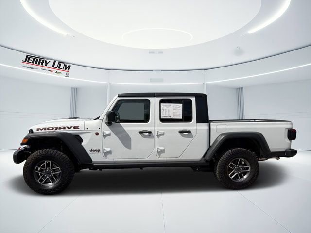 Used 2025 Jeep Gladiator Mojave w/ Convenience Group image 3
