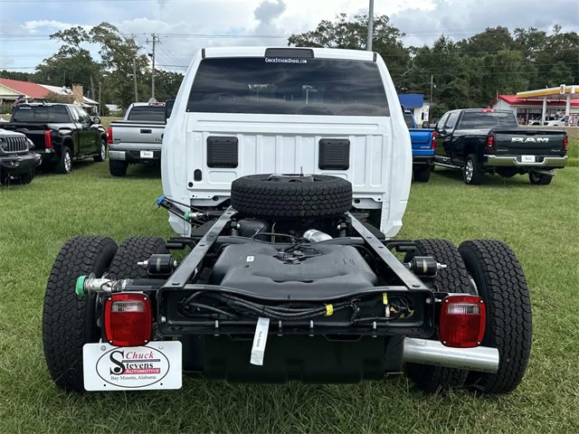 New 2026 RAM 3500 Tradesman image 3