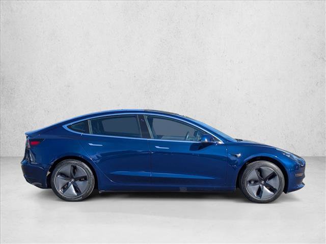 Used 2019 Tesla Model 3 Standard Range Plus image 4