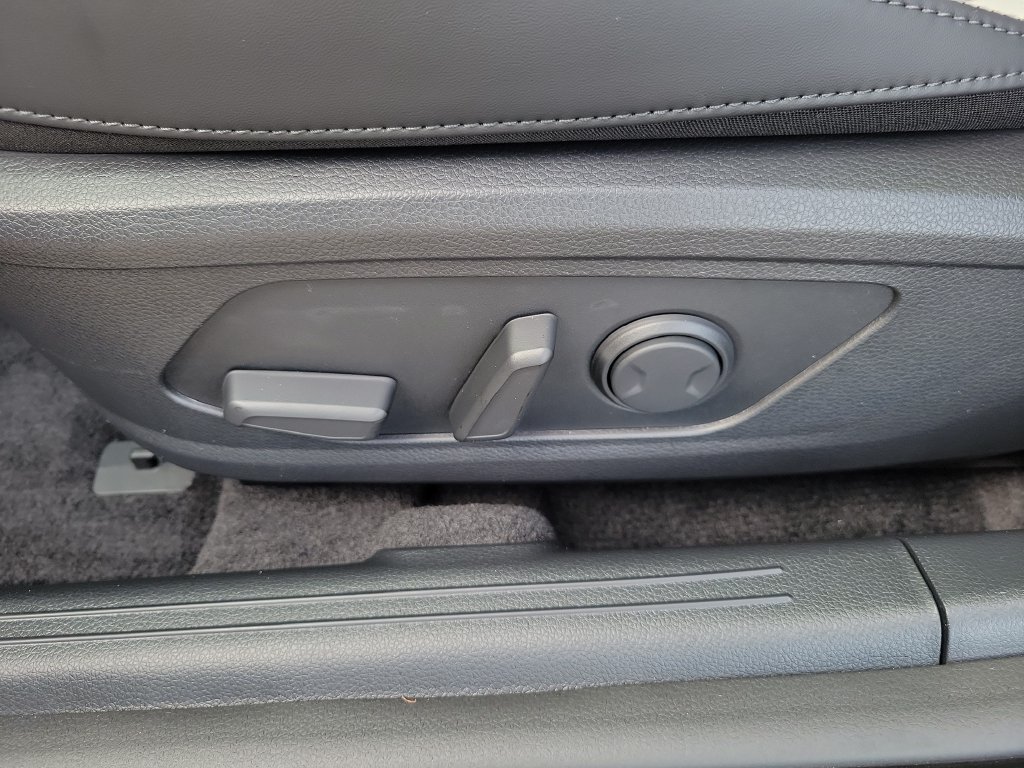 New 2026 Kia K5 GT-Line w/ GT-Line Premium Package FWD image 23