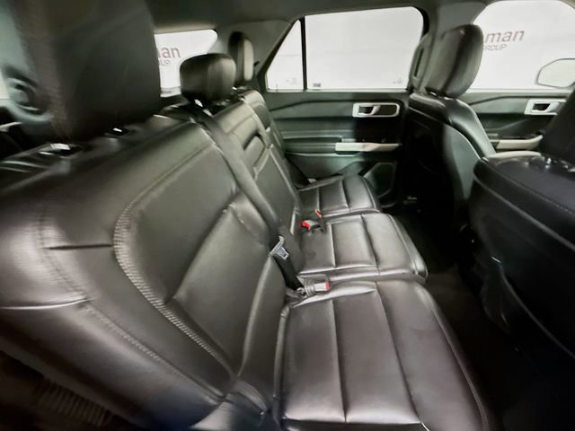 Used 2020 Ford Explorer XLT w/ Equipment Group 202A image 27