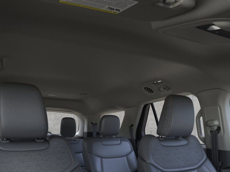 New 2025 Ford Explorer Active w/ Active Comfort Package RWD image 22