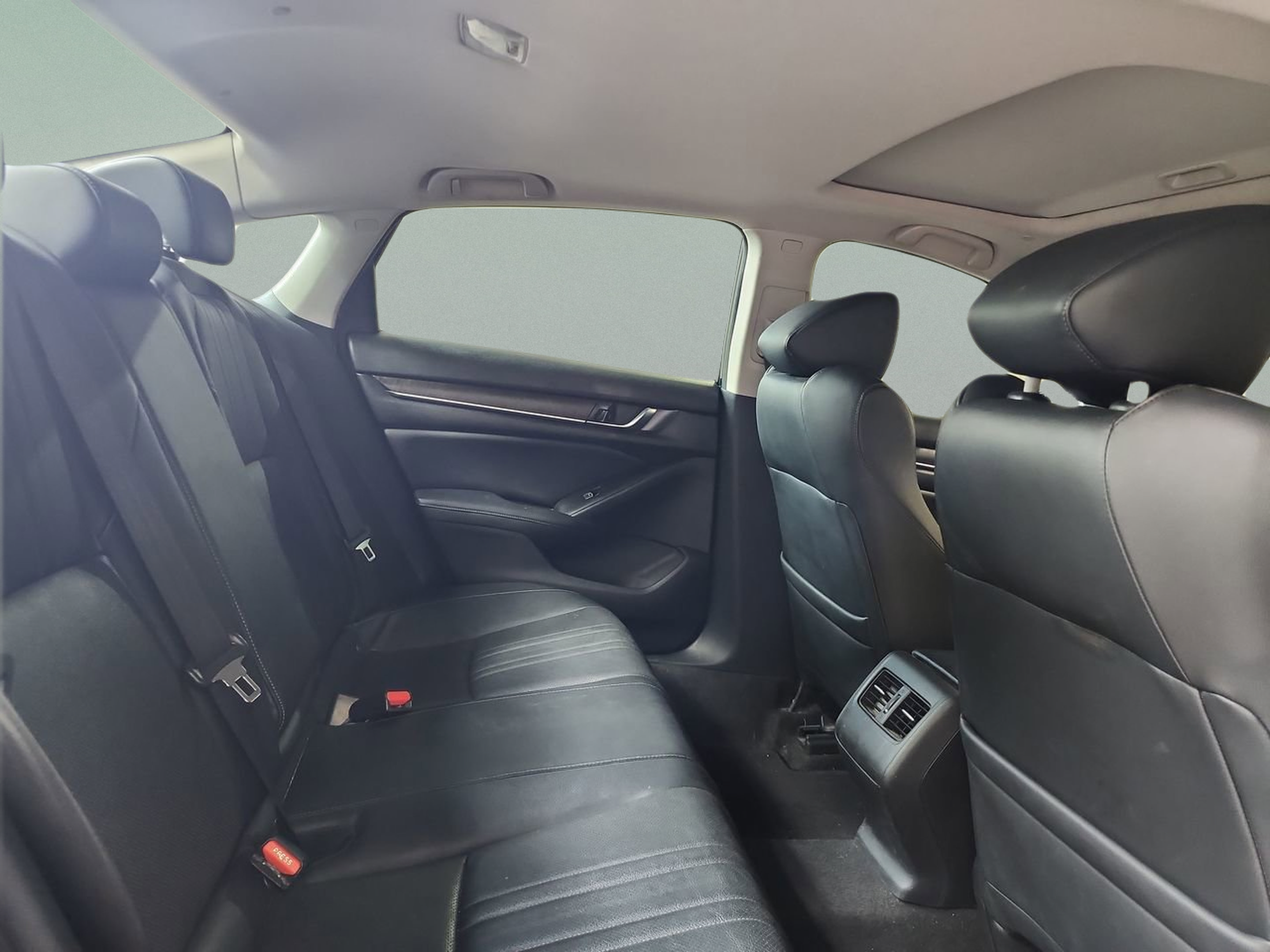 Used 2018 Honda Accord EX-L image 17